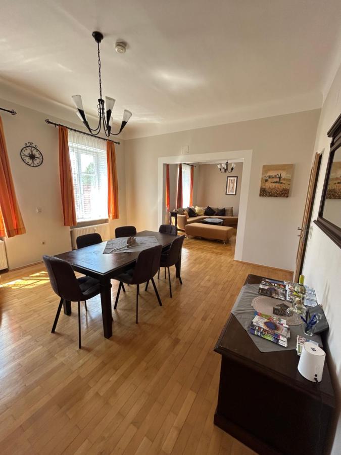 Grosse Ferienwohnung Klagenfurt am Wörthersee Extérieur photo